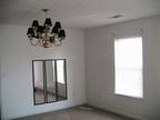 $650 / 2br - 990ft² - APT...1 AND HALF BATH FULL W/D HOOK UPS/ PET FRIENDLY!