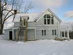 2br - 1100ft² - Farm house (Dodgeville, WI) 2br bedroom