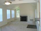 $2190 / 1br - 712ft² - BEATIFUL SPACE with Large Windows/Double Closets/Private