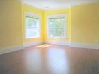 $1890 Gorgeous Remodeled Condo,Near Univ. Ave.,in a Charming Building