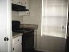 $599 / 1br - 800ft² - Beautiful one bedroom with lots of closet space (W