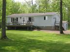 Lake Gogebic Rehab!! 2Br 100 ft lake frontage, all Ameneties 2Br bedroom