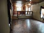 $590 / 2br - 980ft² - Large unique 2 bed mobile with garden tub includes