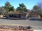 $1650 / 3br - ft² - Home on Golf Course (Sedona/VOC) (map) 3br bedroom
