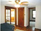 $475 / 1br - spacious 4 room old time charmer (Louisa Street) 1br bedroom