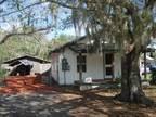 $690 / 2br - 898ft² - 2 bedroom, barn/storage, tile floors (Auburndale) (map)