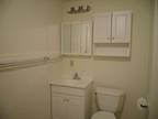 $650 / 2br - 900ft² - Lower unit duplex (Spokane) 2br bedroom