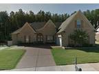 $2200 / 5br - 3532ft² - 10393 Twisting Pine Ln - 38002 - WRI