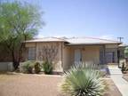 $1300 / 2br - 1100ft² - Classic Bungalow 1/2 mile from UA (U of A / UMC) 2br