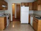 $750 / 2br - 1bth, 1111-A Western Ave, 1/2 off 1st Mo Rent (Wenatchee