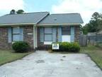 $640 / 2br - 925ft² - duplex w/privacy fence and screened porch (105 B