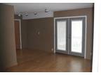 $460 / 1br - 1ba Apartments. High quality, remodeled units! Great location.