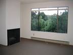 $2480 / 2br - Quiet,Large Rooms,Parking for 2 cars,End Apt Off EC,DW,Tree