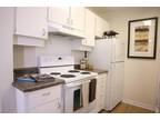 $1851 / 1br - 850ft² - Your Search Is Over....Water's Edge Is Perfect For You!!