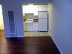 $1225 / 425ft² - Remodeled Studio with Granite Counters & Tile Floors in Prime