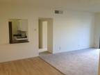 $3225 / 3br - 1318ft² - Spacious Top Floor Location with lots of light!