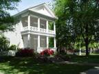 3br - 1750ft² - J. Neely Johnson House - Historic Townhome