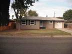$950 / 3br - 1194ft² - House for rent 3BR 2 BA Big Yard quiet area (205 WALNUT