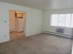 $650 / 2br - 850ft² - FREE HEAT, POOL, CLOSE TO BUS STOP