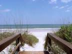 Beachfrnt Resort,3BR Near Pier,Heated Pool,Sleeps 8,Free WI-FI,St Aug 3BR