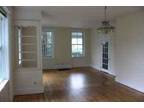 $850 / 3br - 1200ft² - newly renovated 2-family apt (52 Utica Street) (map) 3br