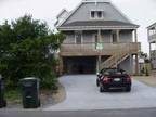 $600 / 5br - 3000ft² - Ocean view home at milepost 11 1/12 (Nags Head) 5br