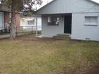 $675 / 2br - 900ft² - House on Historic Chicago Ave (Yakima WA 98902) (map) 2br
