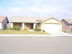 $1200 / 4br - 1350ft² - Newer Home For Rent in Madera ((Madera CA)) (map) 4br