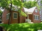 $2450 / 3br - 1680ft² - SPECTACULAR RENOVATED HOUSE LESS THAN A MILE FROM THE