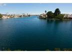 $2488 / 2br - 870ft² - Spectacular Waterfront Views, Designer Interiors