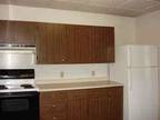 $695 / 1br - with office or den (Walnut St.) (map) 1br bedroom