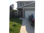 $940 / 3br - 1216ft² - Newly built duplex next to orchard (Thurston) (map) 3br