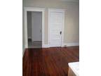 $750 / 1br - AWESOME 3rd Floor Apartment! H/H INCL! Hardwood Floors! Parking!