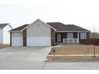 $1695 / 4br - 1460ft² - Like new ranch home with it all! (1539 Morton) (map)