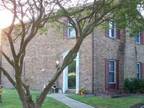 $ / 3br - 1200ft² - End Unit Brick TWNHM w/ fireplace (E.