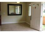 $1900 / 1br - Weekday showing! Remodeled townhouse, 1.5 mi.