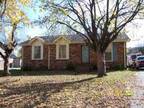 $950 / 3br - Hendersonville, great 3 BR, bath and half (Glen Oak Court West) 3br