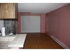 $1650 / 1br - 788ft² - Charming Crown Colony townhouse-style apartment for rent
