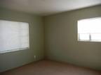 $650 / 2br - 1100ft² - Walled yard - near Uof A and UMC (Glenn/Campbell) (map)