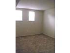 $825 / 1br - Huge 1 bedroom / 1 bath on ground floor! (Cowan Blvd.) 1br bedroom