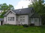$950 / 3br - House For Rent (504 Forrest Rd. Cedar Falls) (map) 3br bedroom