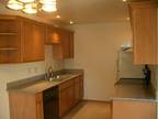 $1650 / 1br - Newly renovated top Floor large 1 bed in Downtown San Carlos ~