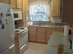 $975 / 2br - 1100ft² - Large two bedroom unfurnished apartment