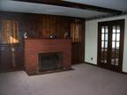 $600 / 3br - Nice, 3 bedroom home in Hartford City (922 N Cherry St) 3br bedroom