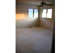 $550 / 1br - 2300ft² - utilities incl. Master private entry own deck (5miles