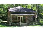 Creekside Cabin Log tourist home/cabin approved for 6 guests!