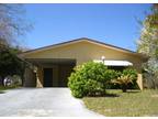 $700 / 3br - ♥ Lovely Home in the Silver Springs Shores ♥ (Ocala