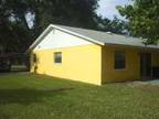 $800 / 3br - 3BR. 1 1/2 BATH LIKE NEW AND READY (3319 SE 21st avenue