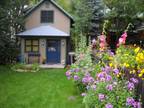 $400 / 2br - 1200ft² - Charming Victorian House MountainFilm Rental