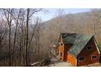 $169 / 3br - 1800ft² - 24-28 June Sasha's Luxury cabin Hot tub Views Wi Fi